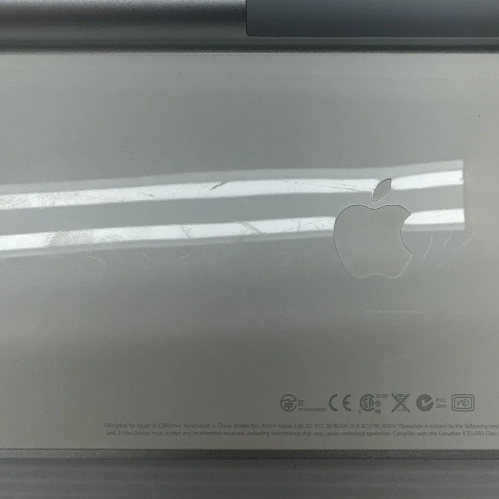 Apple A1314 Bluetooth Wireless Keyboard‎ Aluminum White